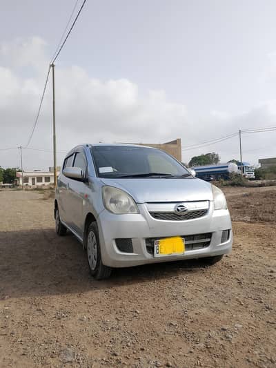Daihatsu Mira 2012