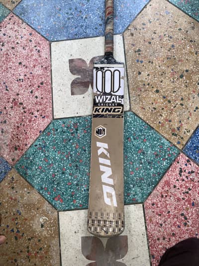 Kind Special Edition Cricket Bat ( Urgent Sale)