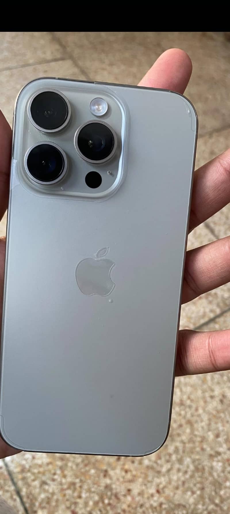 Apple iPhone 16 Pro 2