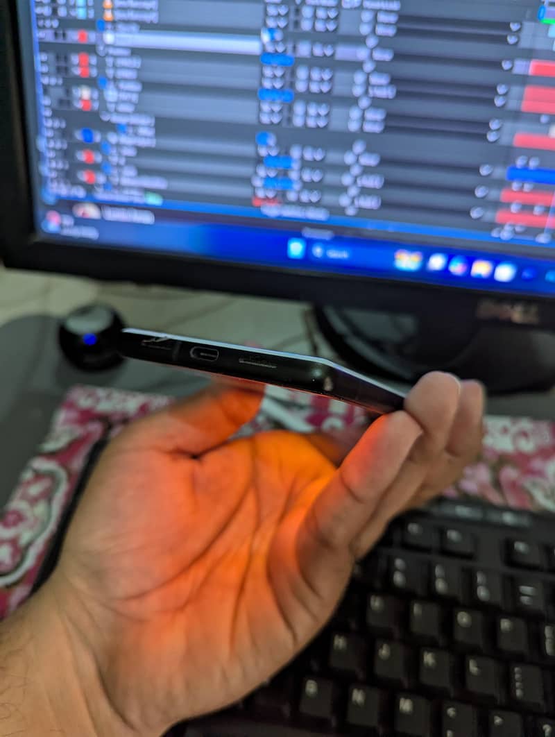 Google Pixel 6 4