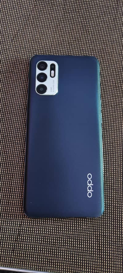 OPPO Reno 6