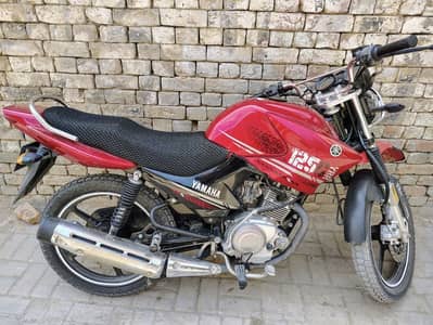 YBR G 125