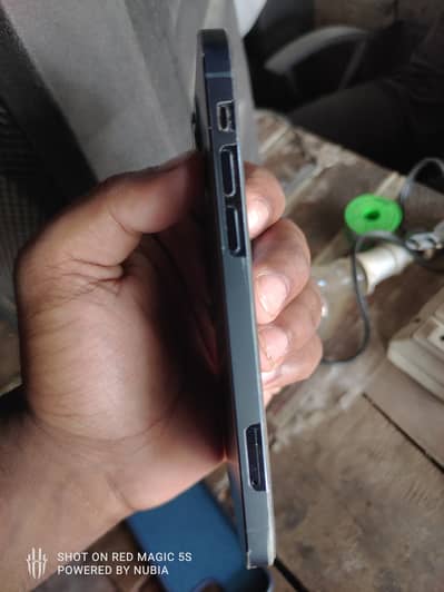 Apple iPhone 12 Pro