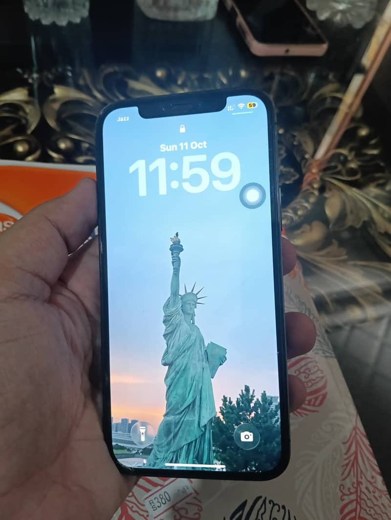 Apple iPhone 12 2
