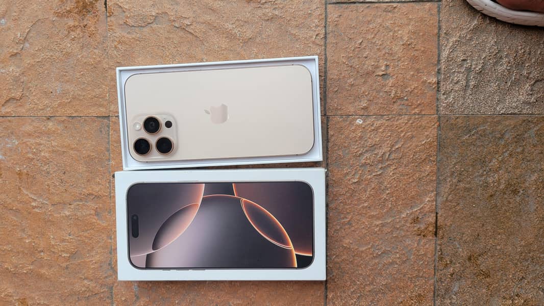 Apple iPhone 16 Pro Max 7