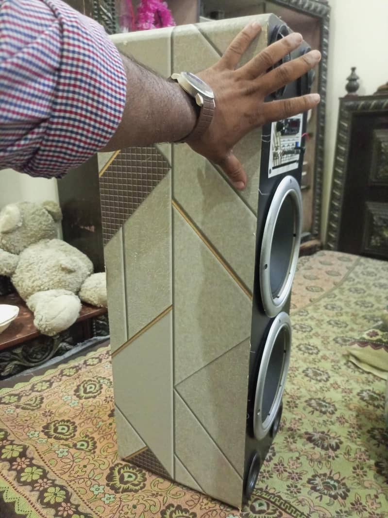 بگ سپیکر ڈبل 3