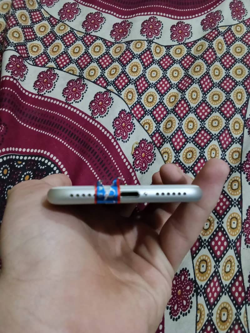 iPhone 8 2mounth sim working 3