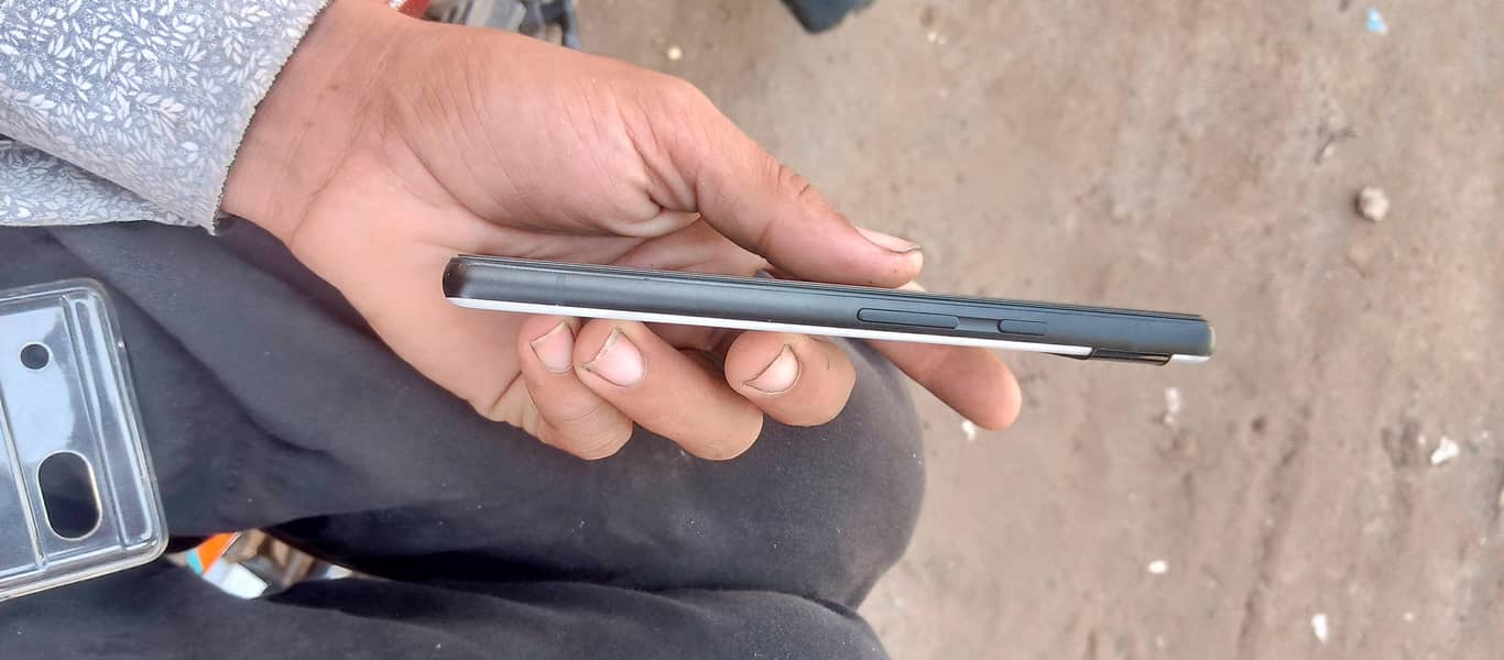 Google Pixel 6a 1
