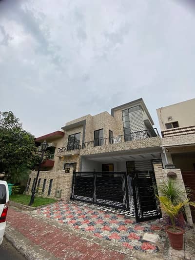 10 Marla Brand New House Available For Sale In Bahria Town Phase 4