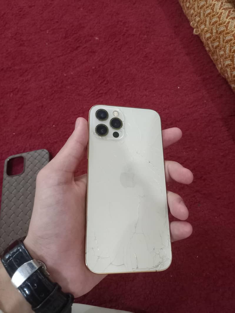 Apple iPhone 12 Pro 0