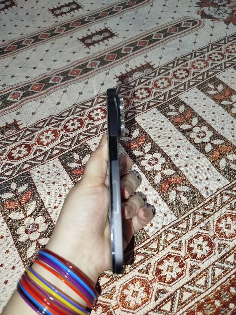 IPHONE 14 PRO 2