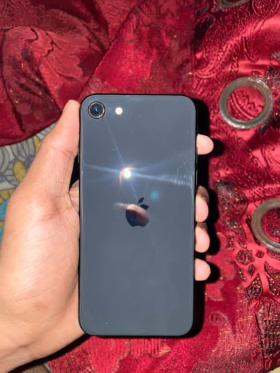 Apple iPhone SE 0