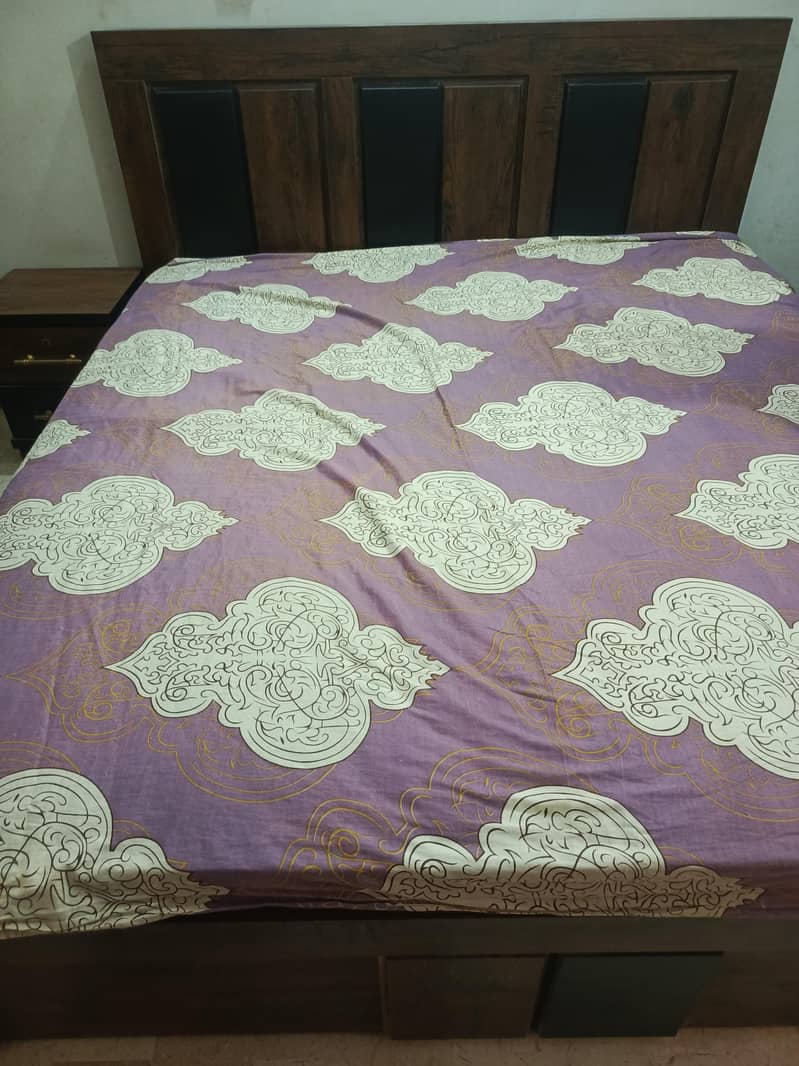 King Size Bed Set with Side Table – Elegant Wooden Design Description ...