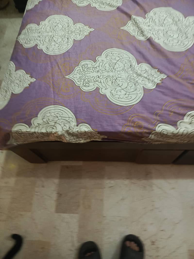 King Size Bed Set with Side Table – Elegant Wooden Design Description ...