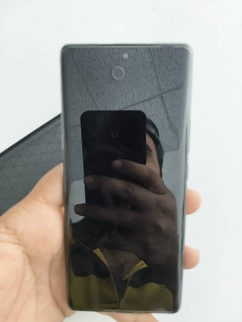 Tecno CAMON 30S 4
