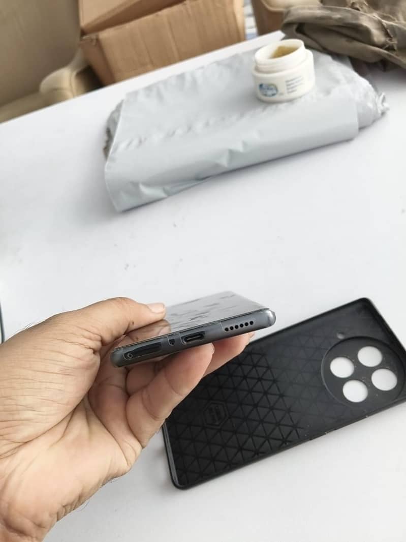 Tecno CAMON 30S 6