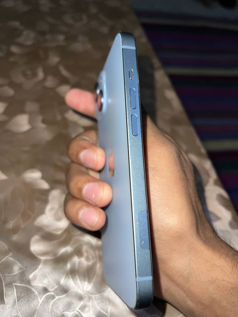 Apple iPhone 14 0