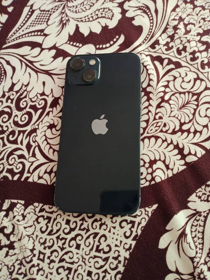 Apple iPhone 13 0