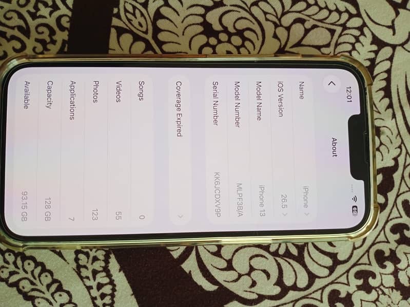 Apple iPhone 13 4