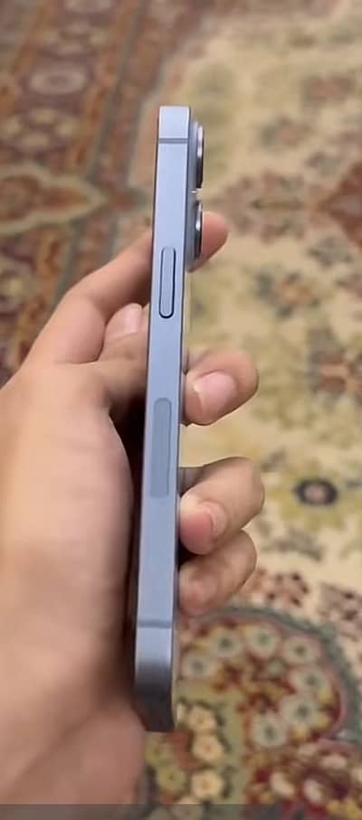 Apple iPhone 14