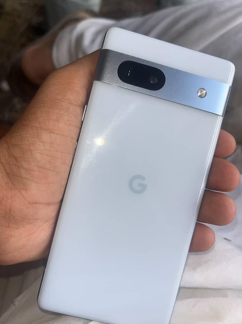 Google Pixel 7a 0