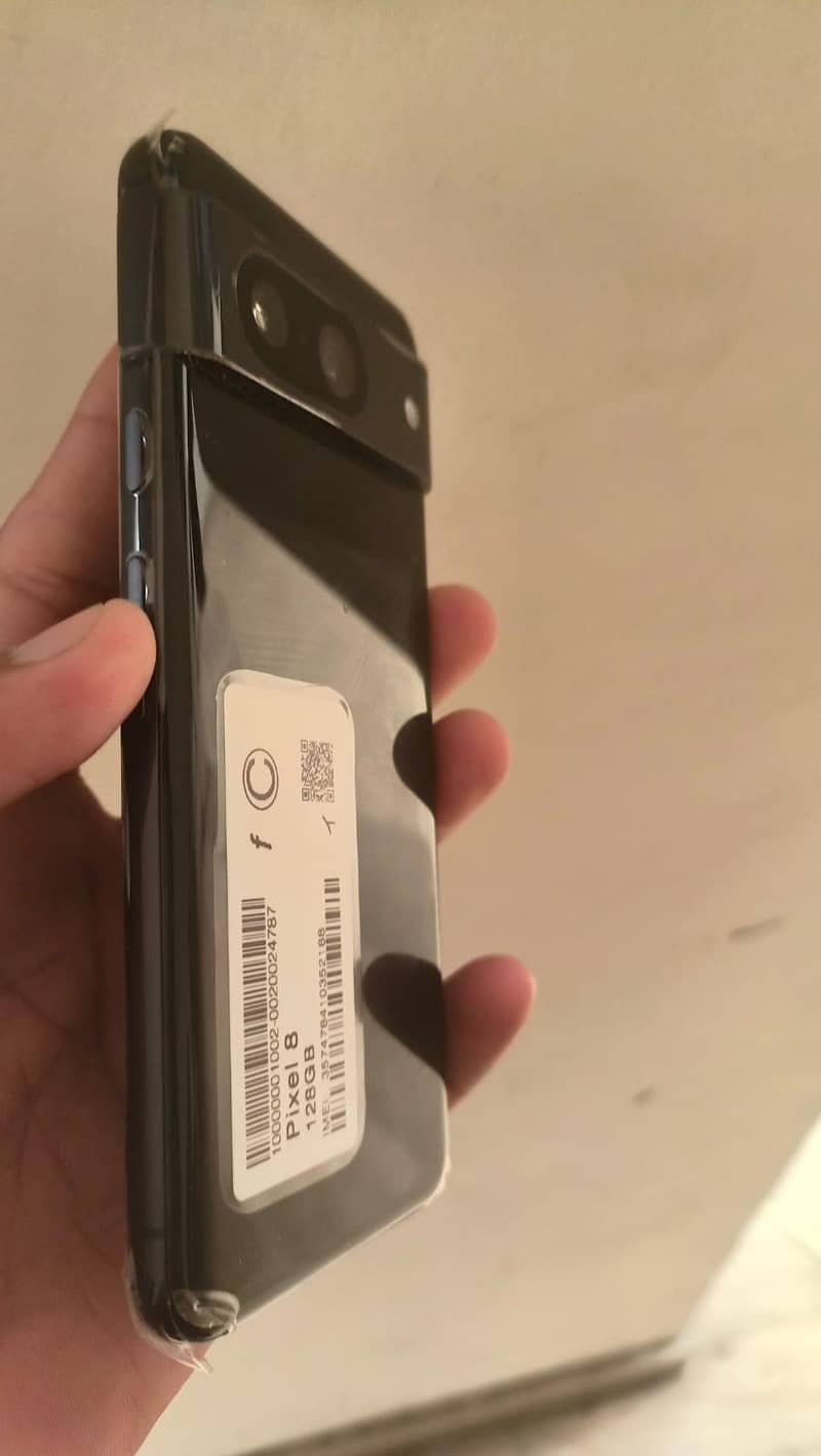 Google Pixel 8 6