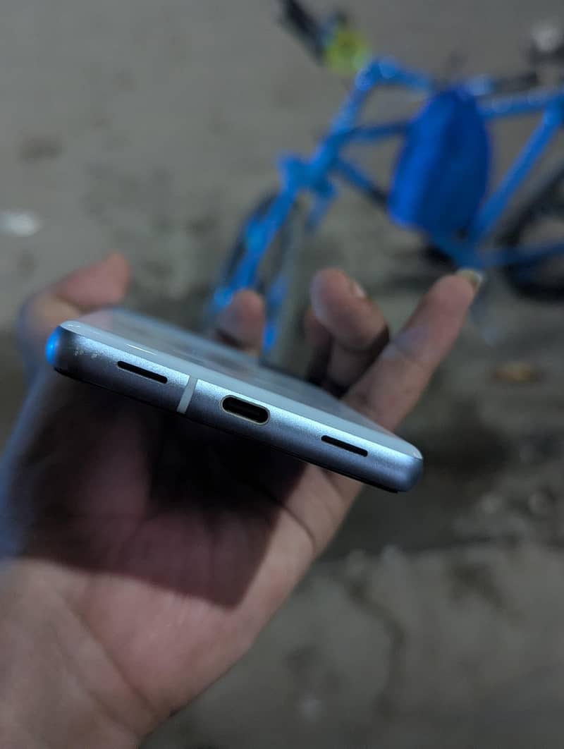 Google Pixel 7a 2