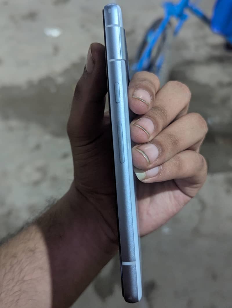 Google Pixel 7a 3