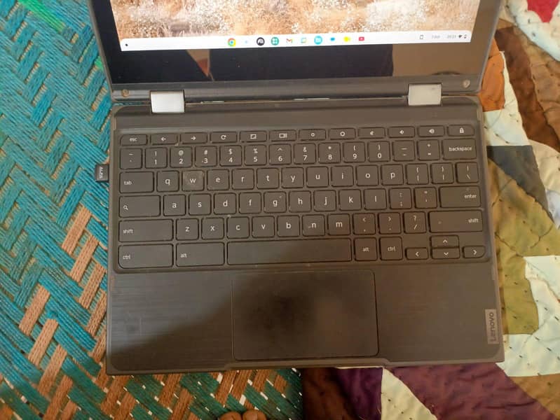 chrome book touch screen 1