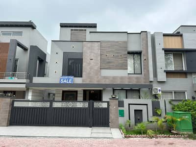 10 Marla House For Rent In Bahria Town Hot Location Near To Park School