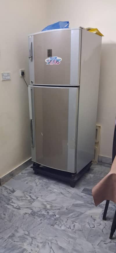 Refrigerator for Sale – Freezer Working, Lower Section Not Cooling