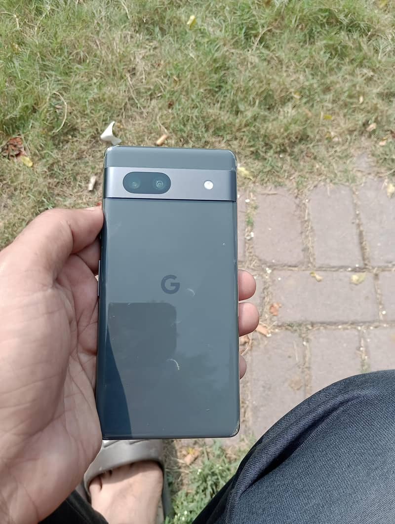 Google Pixel 7a 1