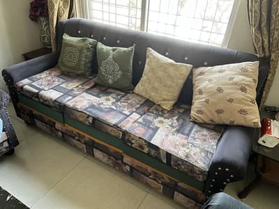 Sofa set in lush condition