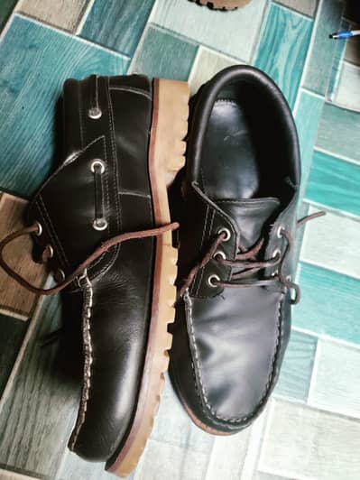 leader shoes