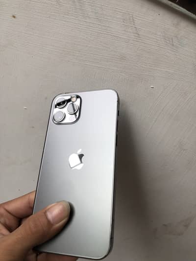 Apple iPhone 12 pro 128 GB 4 months sim time Available