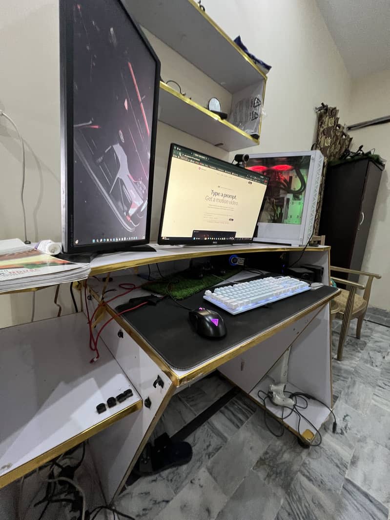 SELLING CUSTOM BUILT TABLE FOR COMPUTER 1