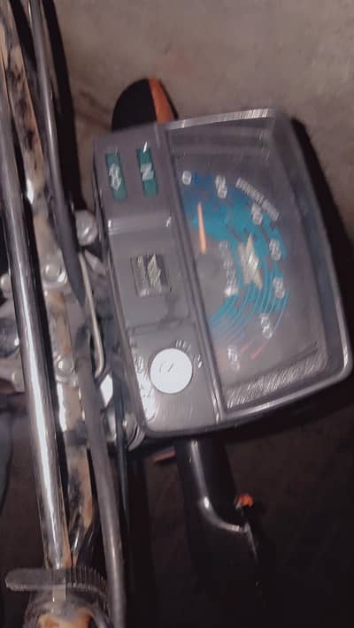whatsapp number 03112590310 all ok bike urgent need to sell