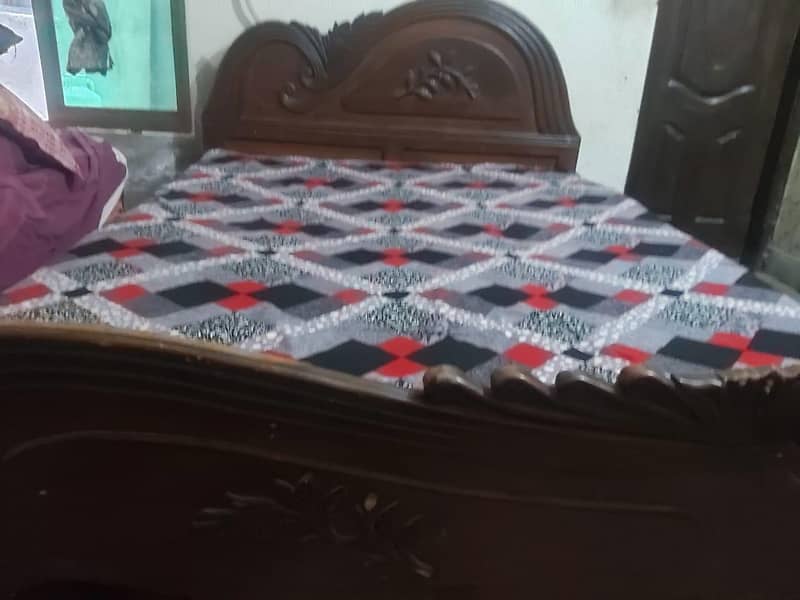 Double bed with dressing table 2