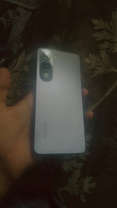 Vivo Y04