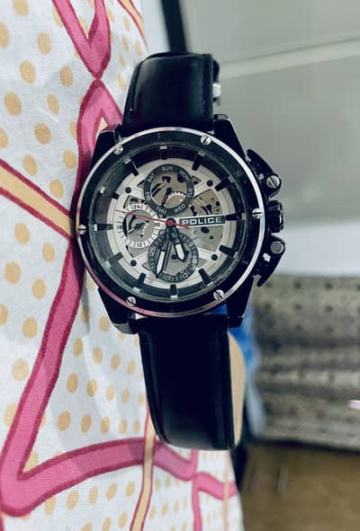 Urgent sale original Police Splinter Watch (Model 14688JSBS/04)