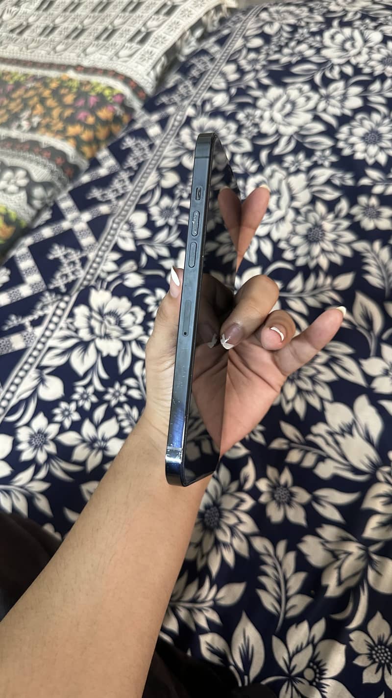 Apple iPhone 12 Pro Max 6