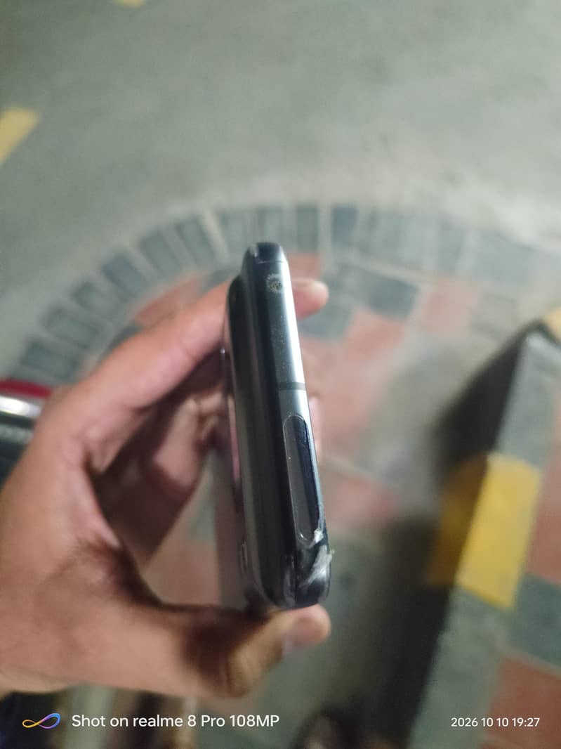 Google Pixel 8 Pro 4