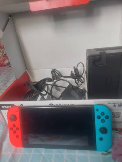 Nintendo Switch Console | Complete Box & Accessories | 2 Extra Games