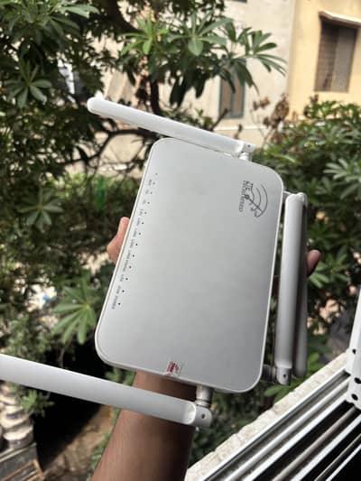 ZTE fiber router 4G/5G brand new 10/10