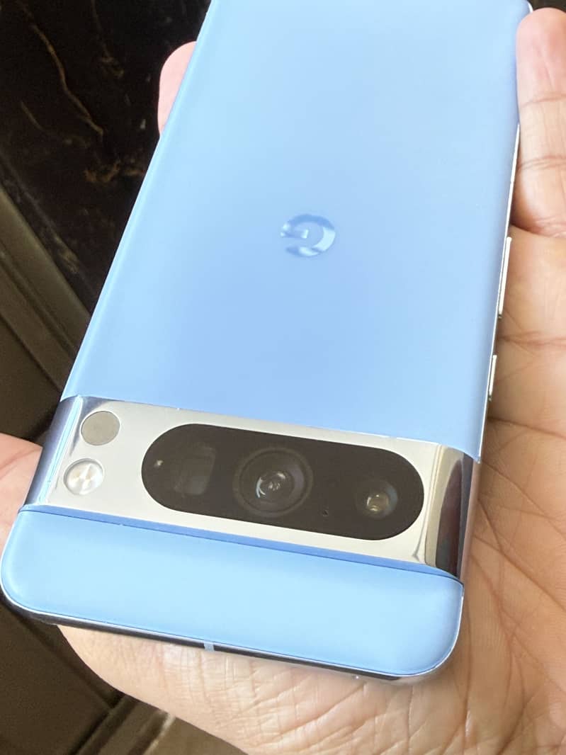 Google Pixel 8 Pro 4
