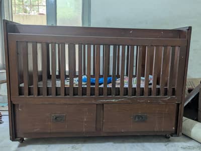 baby crib