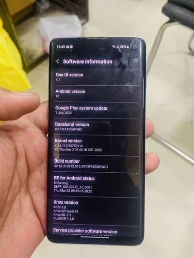 Samsung Mobile S10 clean panal