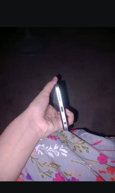 Itel A100 4+4 128