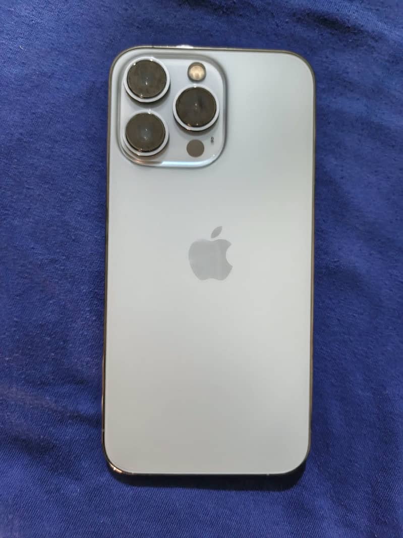 Apple iPhone 13 Pro 0