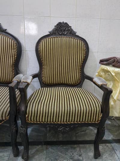 wooden bed chairs